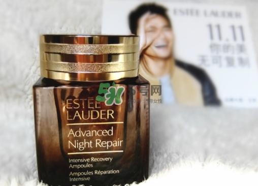 雅詩(shī)蘭黛小棕瓶安瓶膠囊怎么樣？雅詩(shī)蘭黛小棕瓶膠囊功效