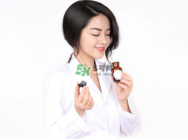 刷酸爆痘怎么辦？刷酸爆痘要不要繼續(xù)刷？