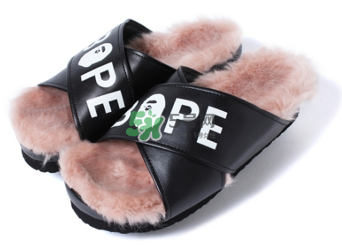 bape毛絨拖鞋多少錢？bape毛絨拖鞋價(jià)格