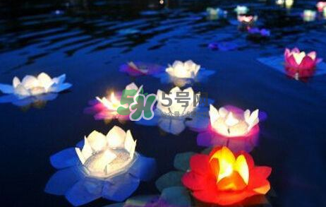 七月十五上墳時間 七月十五上墳的講究 七月十五上墳時間 七月十五上墳的講究