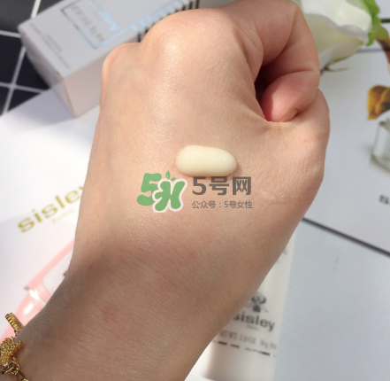 希思黎美白精華好用嗎？希思黎美白精華怎么樣？