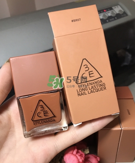 小編推薦秋冬必敗土色指彩！摩登先生、3CE都榜上有名