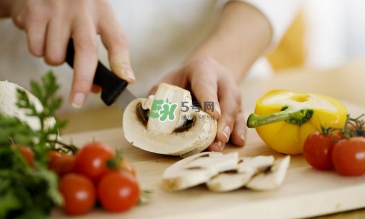 蘑菇的熱量高嗎？吃蘑菇減肥嗎？