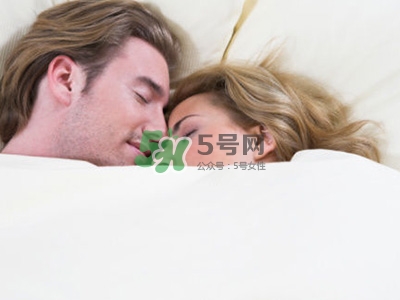 男子睡兩千五百個女人 男性患了性欲亢奮危害大不大 男子睡兩千五百個女人 男性患了性欲亢奮危害大不大