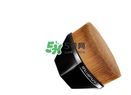 植村秀55號(hào)粉底刷好用嗎？植村秀55零刷痕粉底刷怎么用