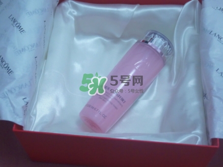 蘭蔻粉水和神仙水哪個(gè)好？粉水和神仙水可以一起用嗎？