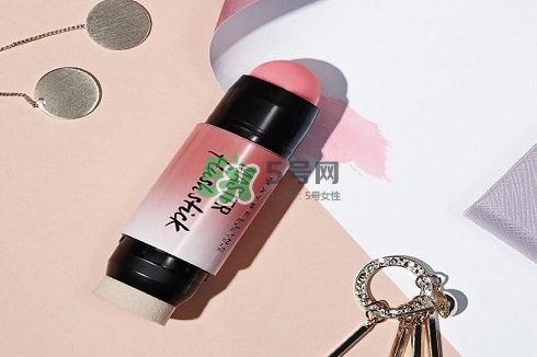 美寶蓮微醺氣色感應(yīng)腮紅棒怎么樣？美寶蓮腮紅棒怎么用