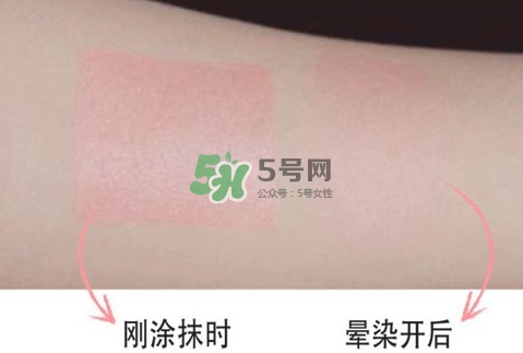 美寶蓮微醺氣色感應(yīng)腮紅棒怎么樣？美寶蓮腮紅棒怎么用