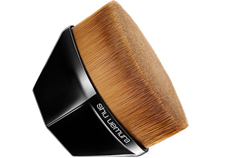 植村秀55號(hào)粉底刷好用嗎？植村秀55零刷痕粉底刷怎么用