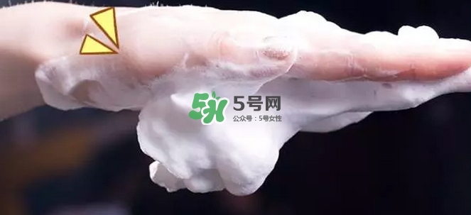 資深堂UNO男士洗面奶怎么樣？資生堂男士洗面奶成分