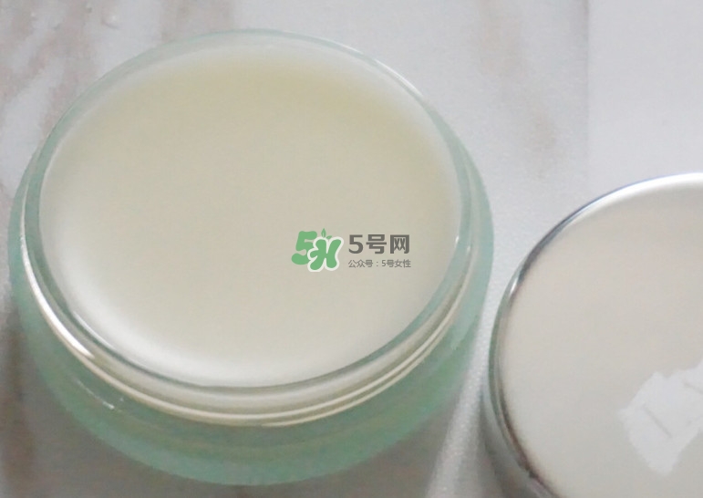 海藍(lán)之謎修護(hù)唇霜怎么樣 海藍(lán)之謎修護(hù)唇霜好用嗎 海藍(lán)之謎修護(hù)唇霜怎么樣 海藍(lán)之謎修護(hù)唇霜好用嗎