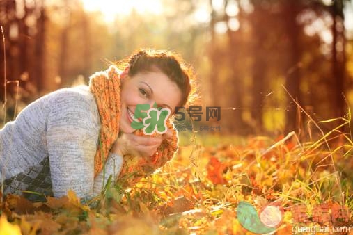 女人秋冬怎么進(jìn)補(bǔ)？女人秋季如何養(yǎng)生？