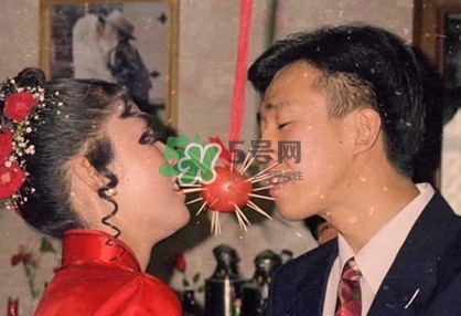 古代鬧洞房都是怎么鬧的？鬧洞房的習(xí)俗是怎么來的？