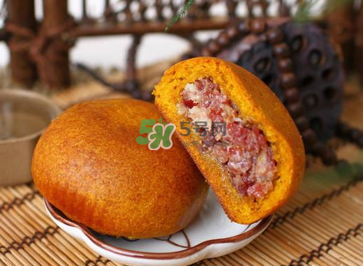 云腿月餅好吃嗎？云腿月餅?zāi)膫€(gè)牌子好吃？