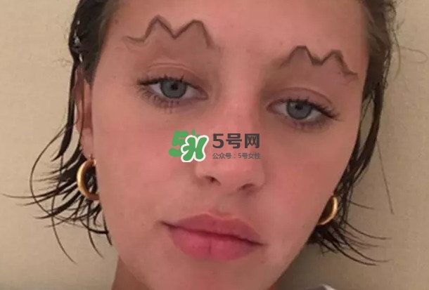 波浪眉是怎么畫的？為什么流行波浪眉？
