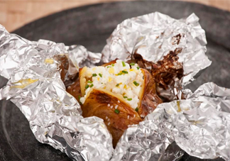 錫紙是一次性的嗎？錫紙可以放微波爐嗎