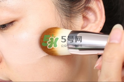 海藍(lán)之謎鎏光煥變粉底刷怎么樣_好用嗎 海藍(lán)之謎鎏光煥變粉底刷怎么樣_好用嗎