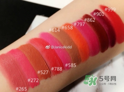 迪奧藍(lán)星唇釉751好看嗎？dior迪奧藍(lán)星唇釉751試色