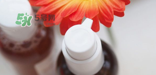 科顏氏金盞花潔面啫喱好用嗎？金盞花潔面是氨基酸嗎？