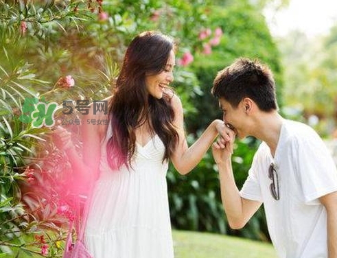 婚外情如何調(diào)查取證？網(wǎng)絡(luò)聊天記錄屬于婚外情證據(jù)嗎？