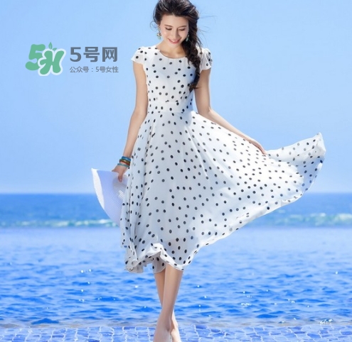 十月份去三亞穿什么衣服？10月份去三亞穿衣搭配