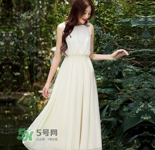 十月份去三亞穿什么衣服？10月份去三亞穿衣搭配