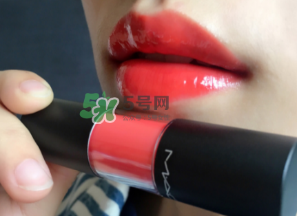 魅可棒棒糖唇釉持久度怎么樣？魅可清新唇釉好用嗎？
