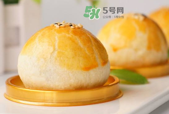 蛋黃酥熱量高嗎？一個(gè)蛋黃酥的熱量