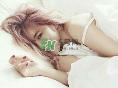 婚外戀男人動情的表現(xiàn) 為什么出軌的人越來越多 婚外戀男人動情的表現(xiàn) 為什么出軌的人越來越多