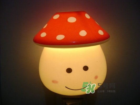 帶嬰兒自駕游準(zhǔn)備什么？帶寶寶自駕游注意事項(xiàng)