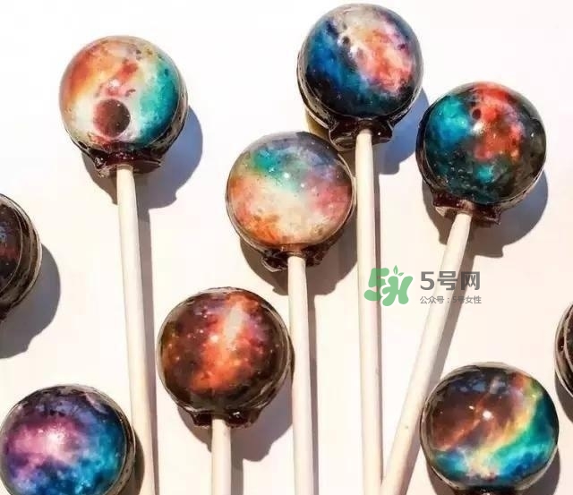 魅可棒棒糖唇釉持久度怎么樣？魅可清新唇釉好用嗎？