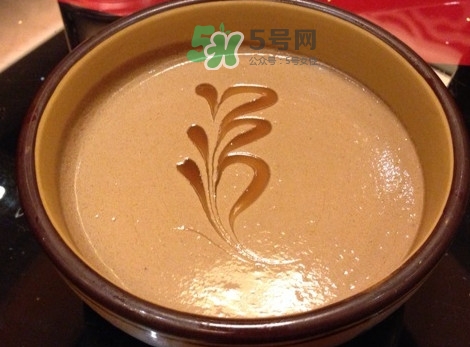 哺乳期能不能吃芝麻醬？坐月子可以吃芝麻醬嗎