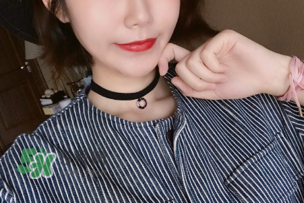 希思黎口紅試色 希思黎口紅多少錢？