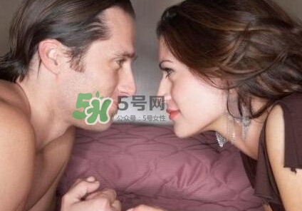 男人出軌前有什么征兆？為什么男人更容易出軌？