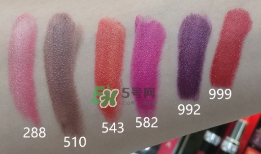 迪奧夾心999多少錢？迪奧夾心999口紅專柜價格