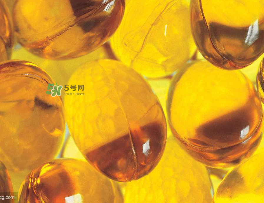 魚肝油怎么喂給寶寶吃？嬰兒魚肝油怎么喂？