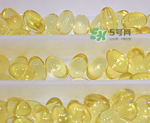 魚肝油可以空腹吃嗎？空腹可以吃魚肝油嗎？