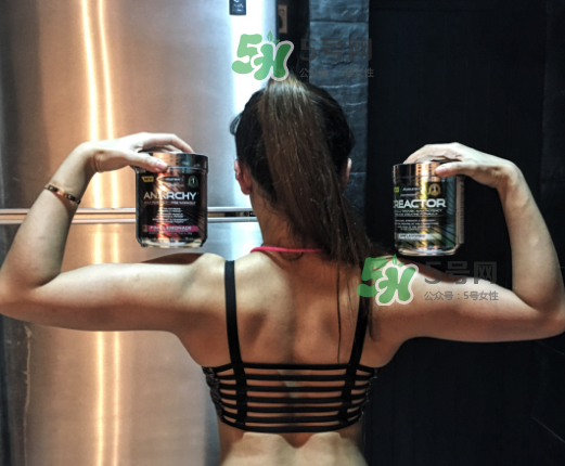 練肌肉一定要吃蛋白粉嗎？健身一定要吃蛋白粉嗎？