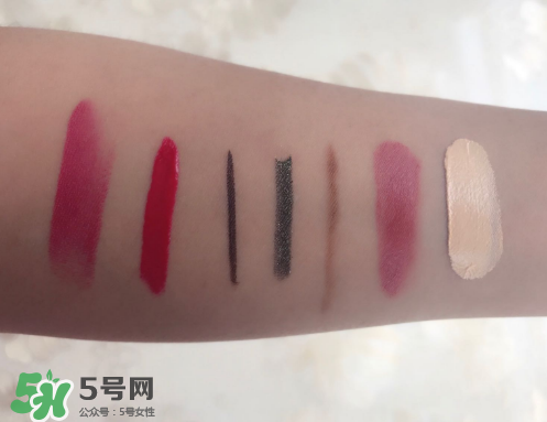 bobbi brown卸妝油好用嗎？芭比波朗卸妝油怎么樣？