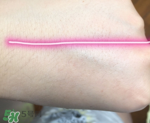 自然堂粉紅素顏霜怎么用？自然堂粉紅素顏霜使用心得