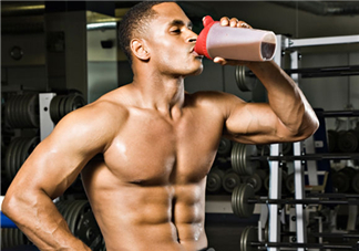 練肌肉一定要吃蛋白粉嗎？健身一定要吃蛋白粉嗎？
