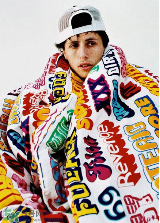 supreme與hysteric glamour2017秋冬聯(lián)名怎么樣_好看嗎？