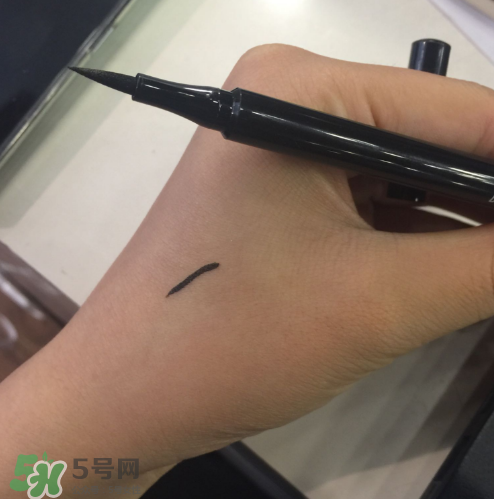 bobbi brown液體眼線(xiàn)筆多少錢(qián)？芭比波朗眼線(xiàn)液筆價(jià)格