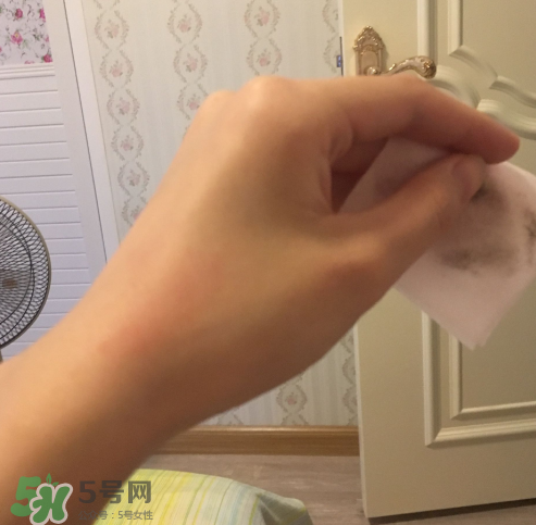 bobbi brown液體眼線(xiàn)筆多少錢(qián)？芭比波朗眼線(xiàn)液筆價(jià)格