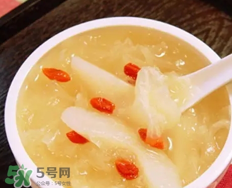 綠寶石梨的營養(yǎng)價值 綠寶石梨的功效與作用 綠寶石梨的營養(yǎng)價值 綠寶石梨的功效與作用