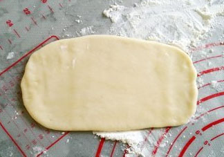 蛋黃酥油皮破了怎么辦？做蛋黃酥油皮破皮原因