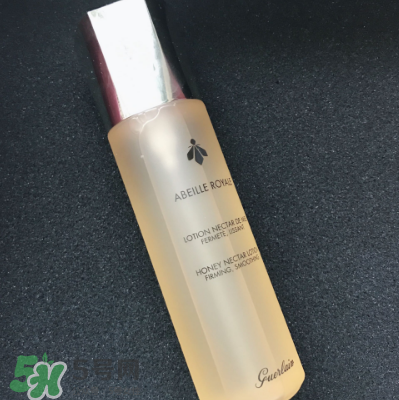 嬌蘭帝皇蜂姿水好用嗎 帝皇蜂姿修復(fù)蜜潤柔膚水怎么樣 嬌蘭帝皇蜂姿水好用嗎 帝皇蜂姿修復(fù)蜜潤柔膚水怎么樣