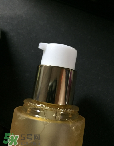 嬌蘭帝皇蜂姿水好用嗎 帝皇蜂姿修復(fù)蜜潤柔膚水怎么樣 嬌蘭帝皇蜂姿水好用嗎 帝皇蜂姿修復(fù)蜜潤柔膚水怎么樣