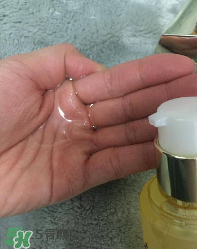 嬌蘭帝皇蜂姿水好用嗎 帝皇蜂姿修復(fù)蜜潤柔膚水怎么樣 嬌蘭帝皇蜂姿水好用嗎 帝皇蜂姿修復(fù)蜜潤柔膚水怎么樣