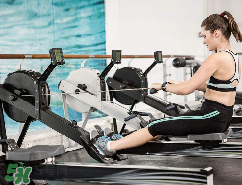 劃船機是鍛煉哪里的肌肉？劃船機的鍛煉效果怎么樣？